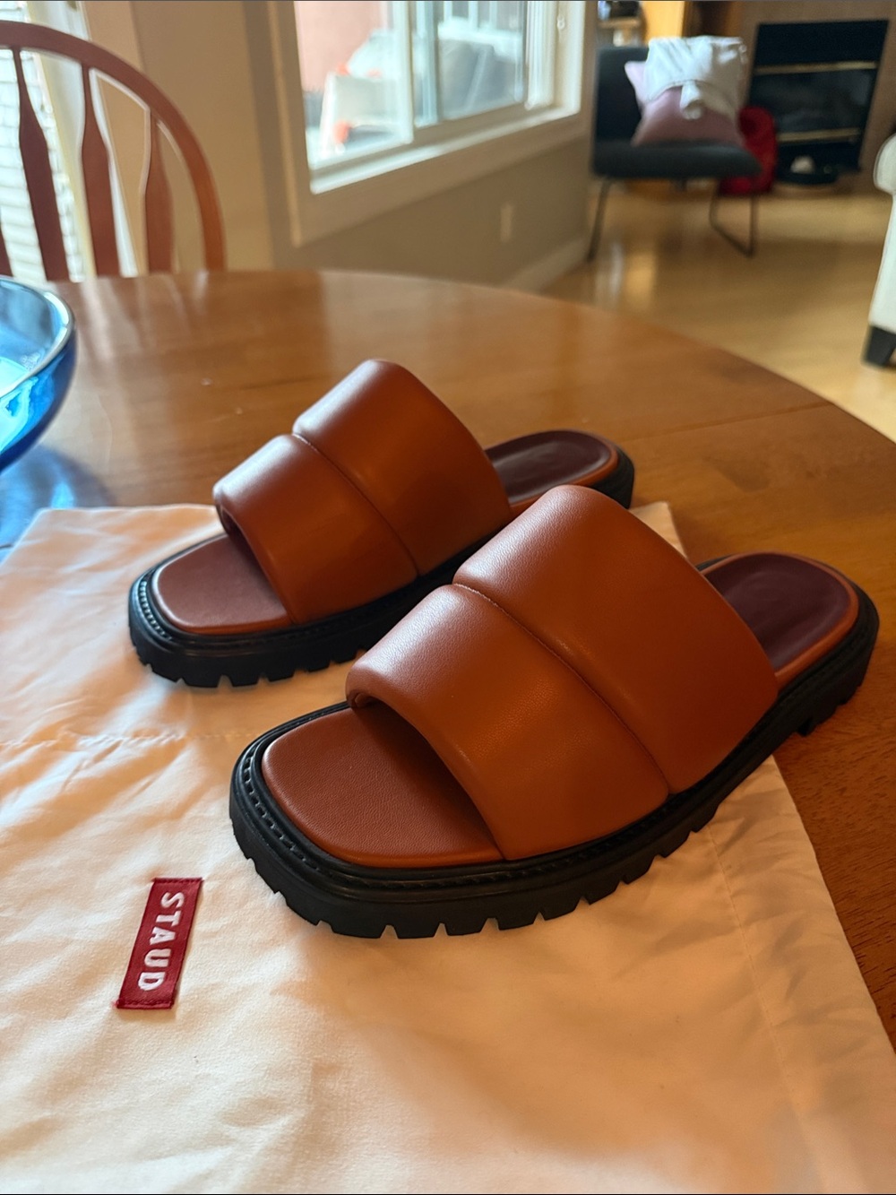NEW STAUD Woman’s Padded Slide Sandals in Cognac - Picture 4 of 6